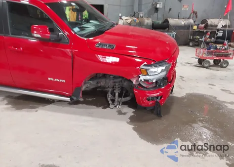 2020 Ram 1500 Big Horn z USA, uszkodzony, nr VIN 1C6SRFFT7LN407198